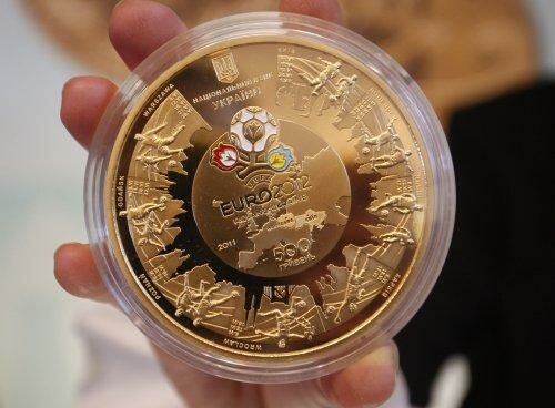 Евро 2012 монета 500грн